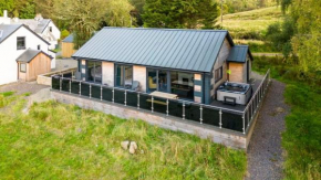 New Build Lodge With Stunning Views of Loch Awe